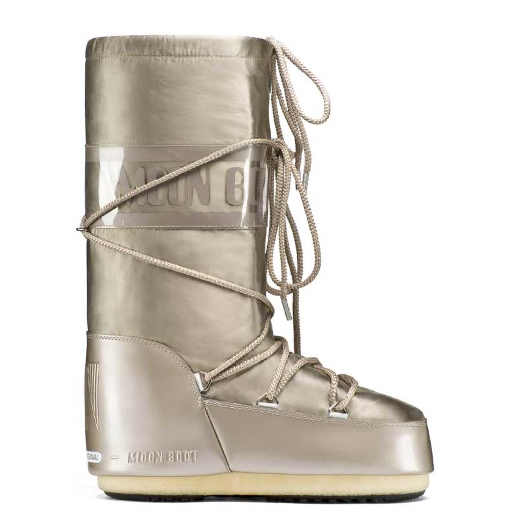 MOON BOOT Glance